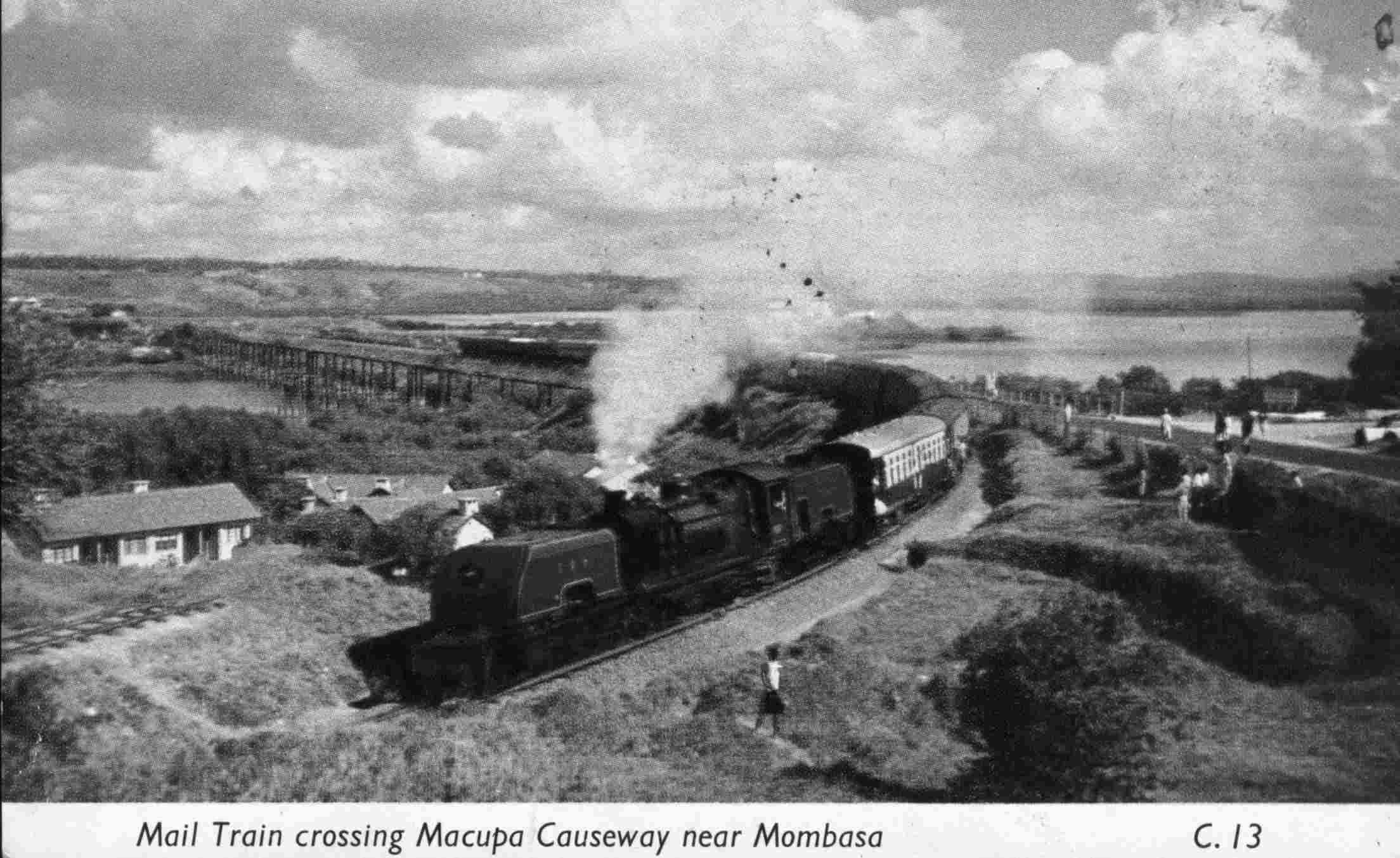 Class 59 Garratt leaving Makupa near Mombasa